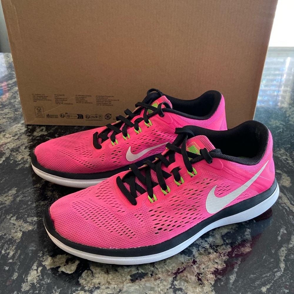 Women’s Nike Sneakers
